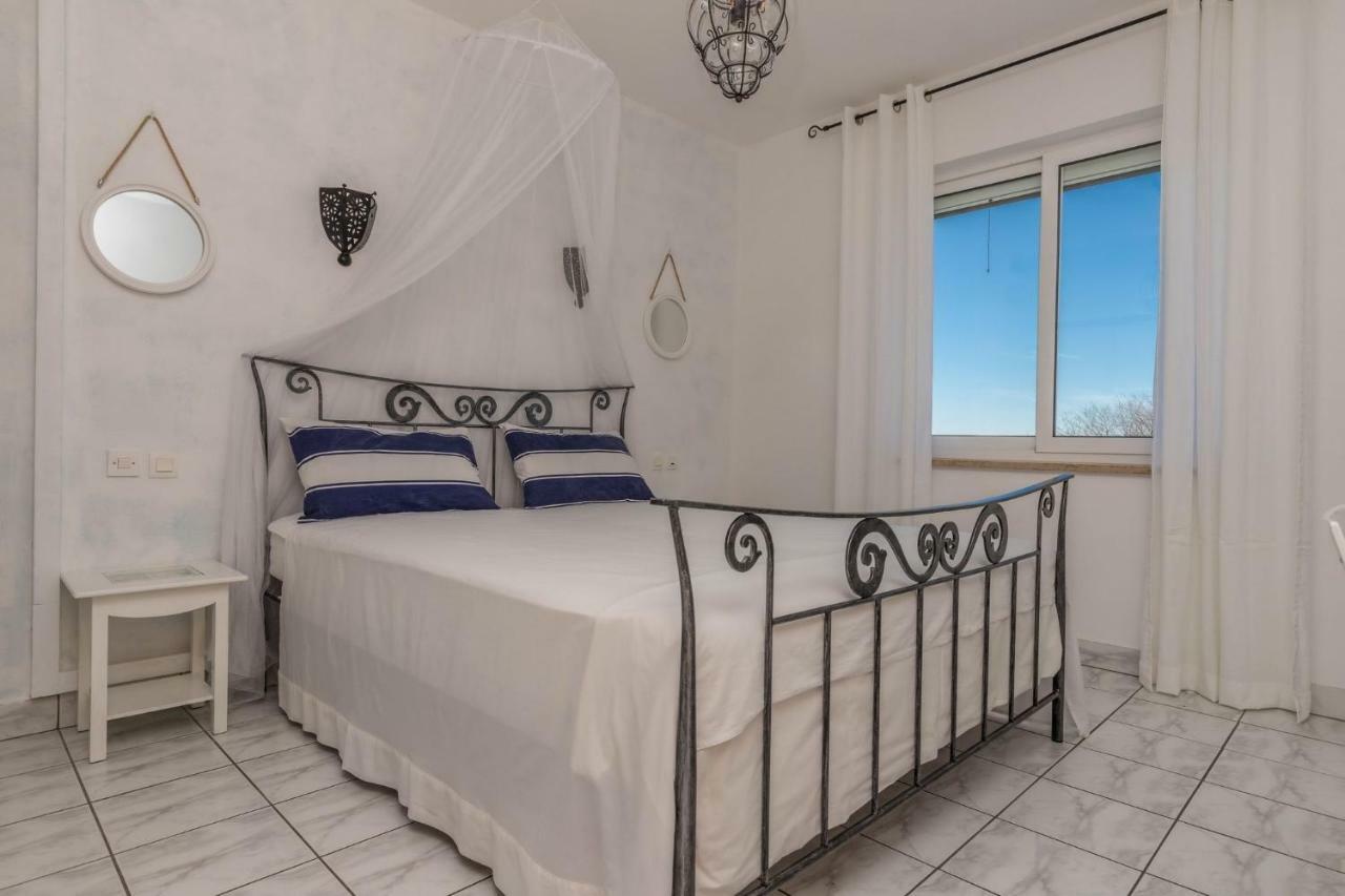 Apartments Adriatic 2 ツリクヴェニツァ エクステリア 写真